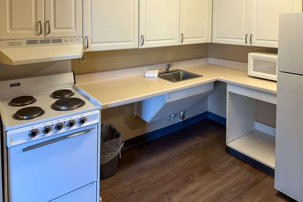 Suburban Studios Houston North I-45 Δωμάτιο φωτογραφία