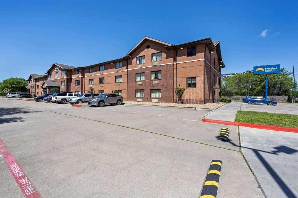Suburban Studios Houston North I-45 Εξωτερικό φωτογραφία