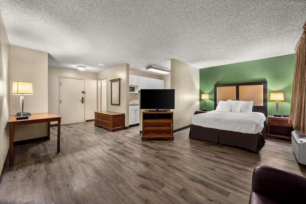Suburban Studios Houston North I-45 Δωμάτιο φωτογραφία