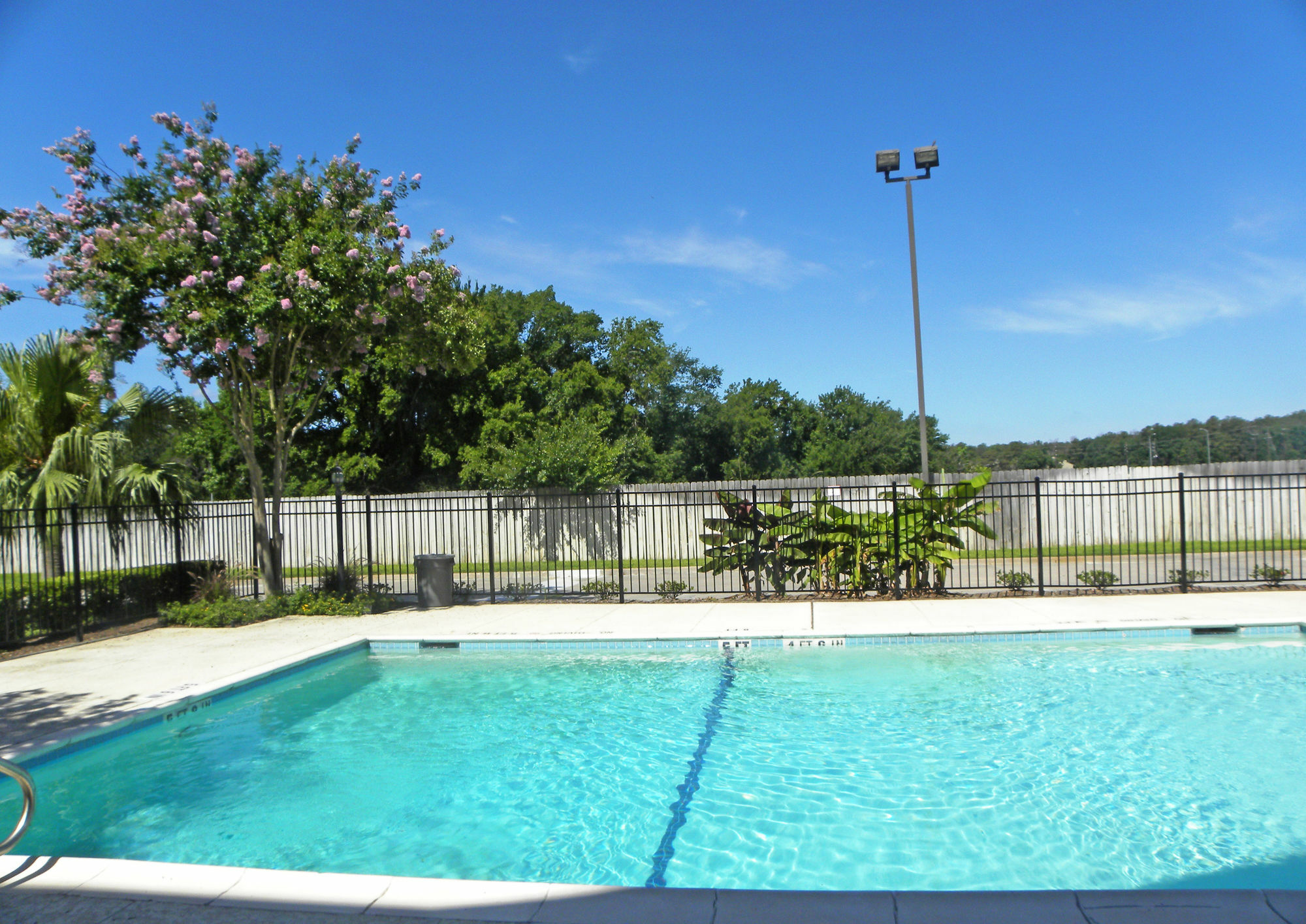Suburban Studios Houston North I-45 Εξωτερικό φωτογραφία